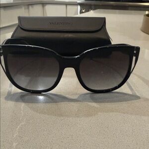 Valentino cat eye  Black Sunglasses